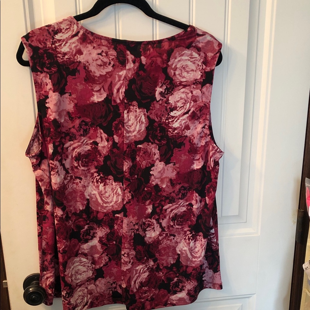 Apt. 9 Burgundy and Pink Floral Twist-Front Sleeveless Top - Picture 4 of 4